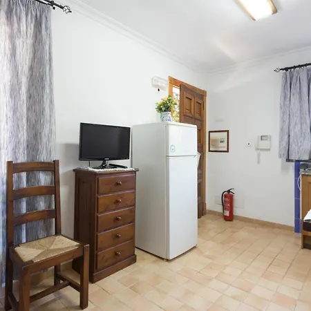 Villa Aguait I - With Private Mountain Per Runners, Trailer, Near Puerto Pollensa,belong To The And Port de Pollença