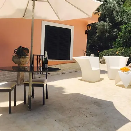 Aguait I - With Private Mountain Per Runners, Trailer, Near Puerto Pollensa,belong To The And Поланко