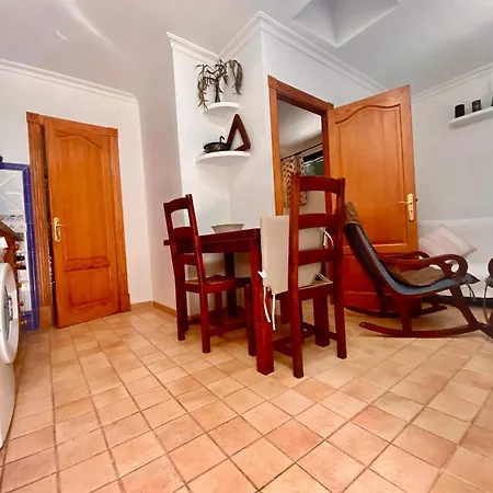 Вилла With Private Mountain Per Runners, Trailer, Near Puerto Pollensa,belong To The And